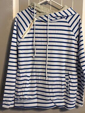 Soto Lifestyle Women’s Hoodie Drawstring Pockets White Blue & Gray Med NIP New